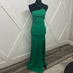 NWT Showpo green linen cut out maxi dress with sexy split